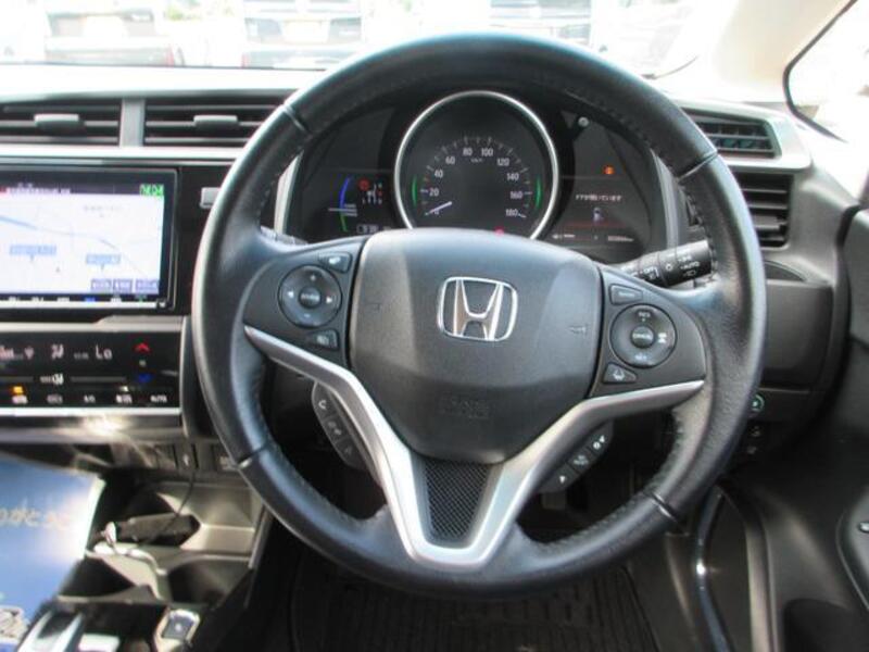 FIT HYBRID