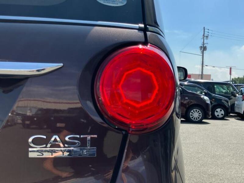 CAST