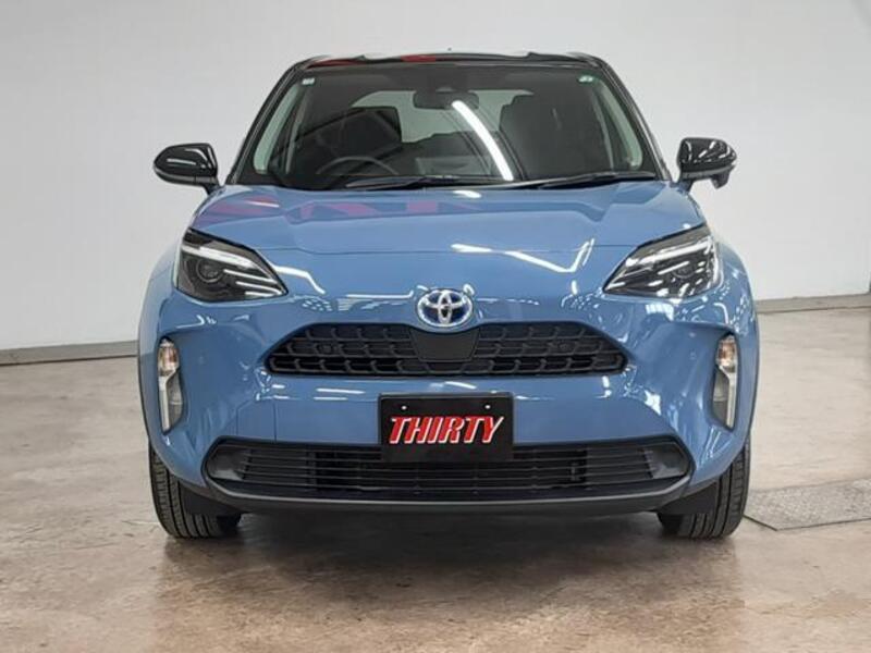 YARIS CROSS