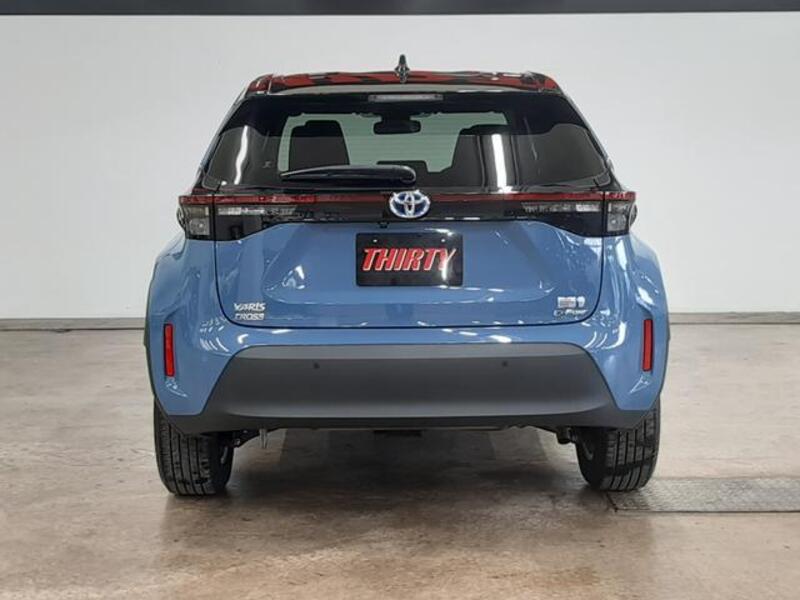YARIS CROSS