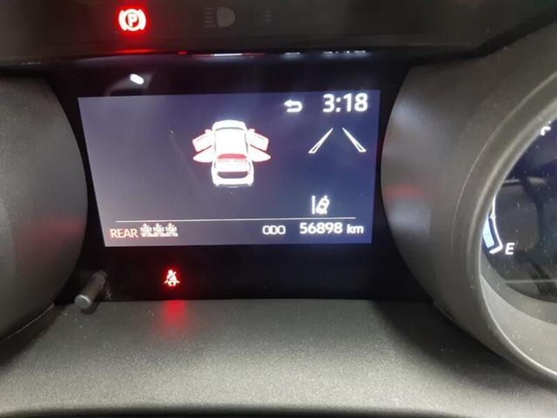 YARIS CROSS