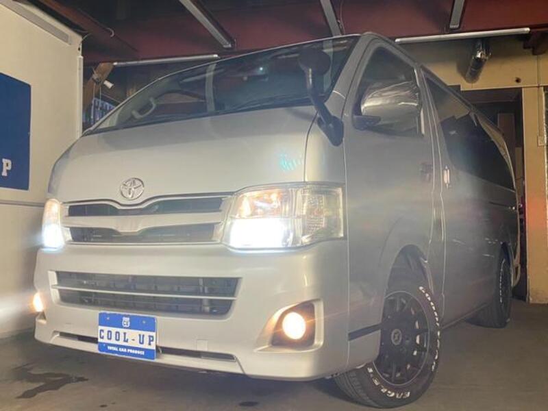 HIACE VAN