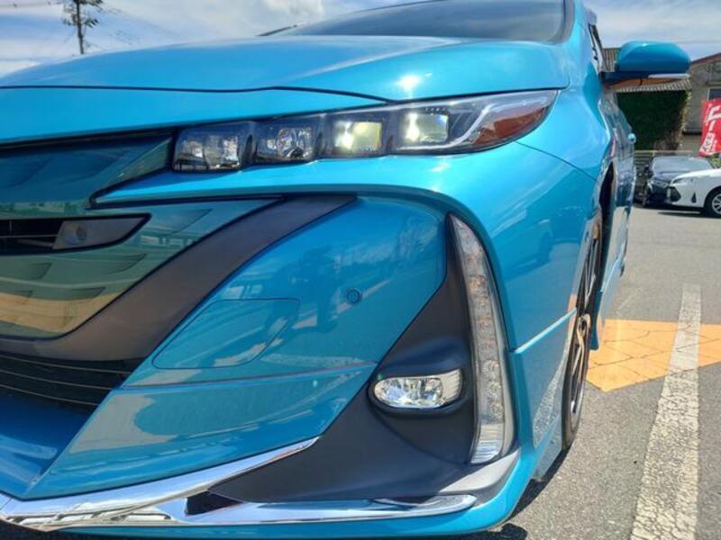 PRIUS PHV