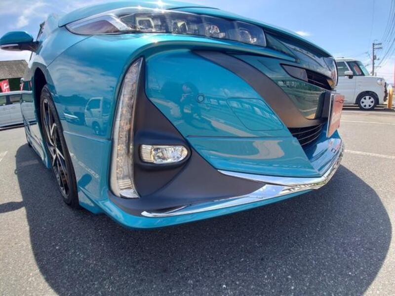 PRIUS PHV