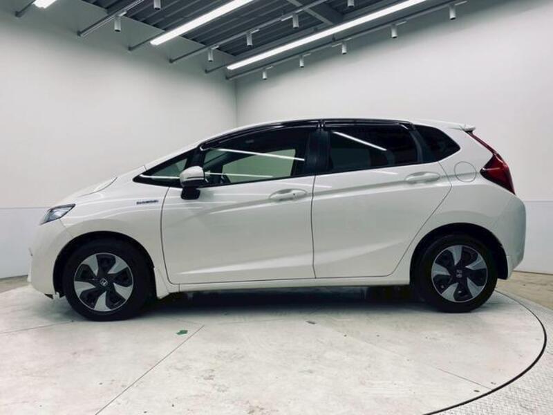 FIT HYBRID