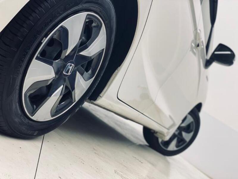 FIT HYBRID