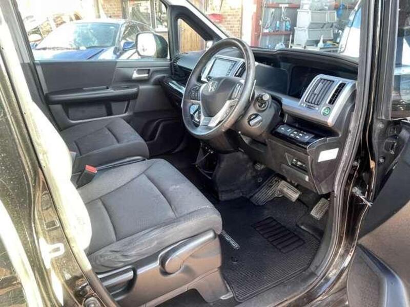 STEPWAGON SPADA