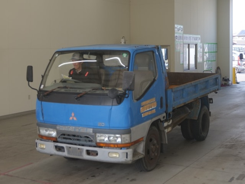 MITSUBISHI CANTER