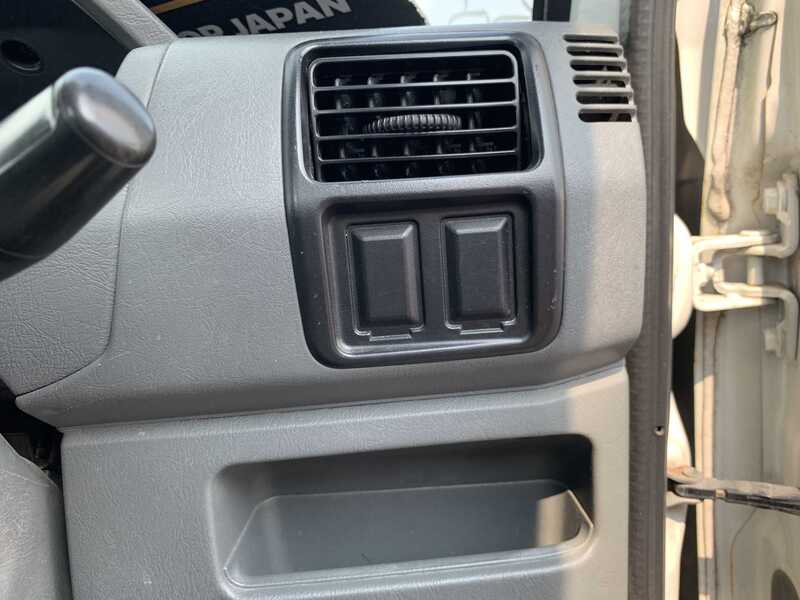 MINICAB TRUCK