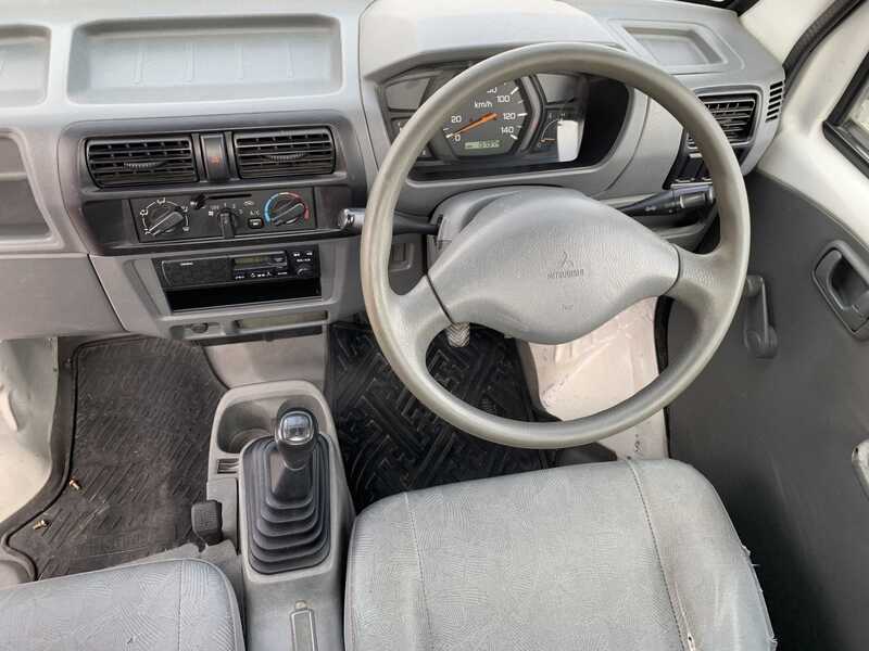 MINICAB TRUCK