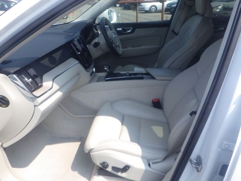 XC60