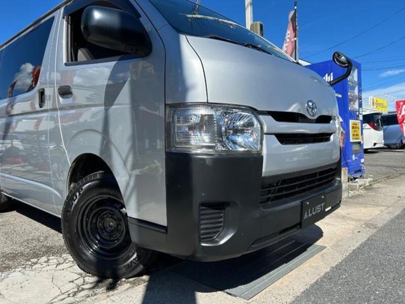 HIACE VAN