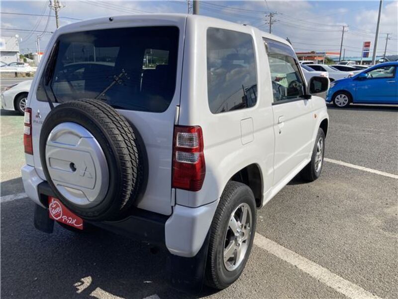 PAJERO MINI