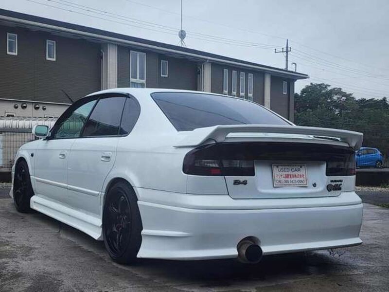 LEGACY B4
