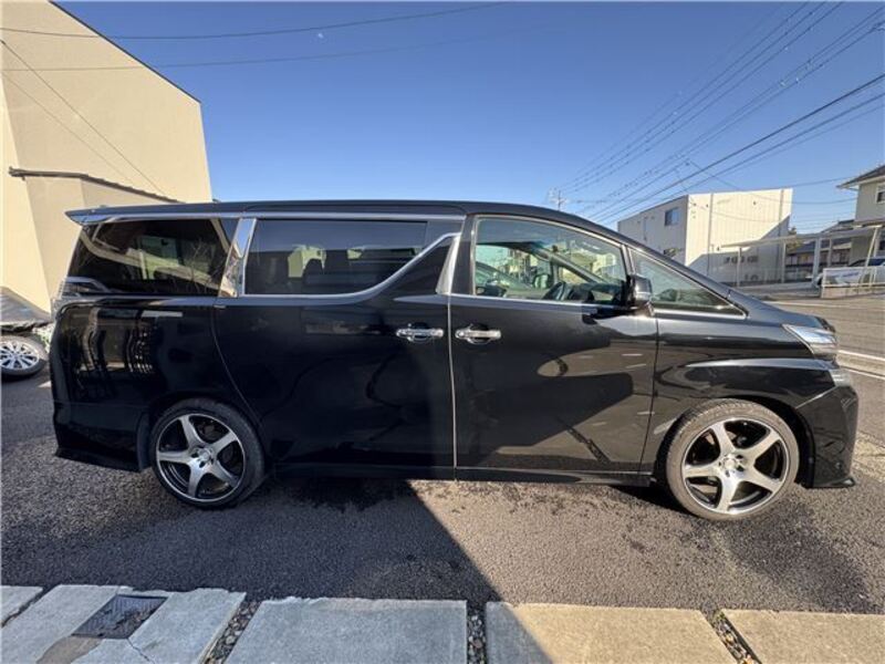 VELLFIRE