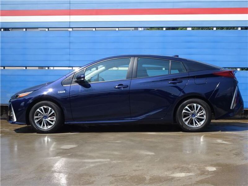 PRIUS PHV