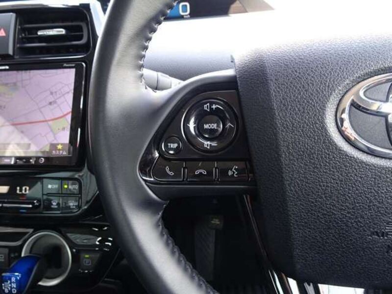PRIUS PHV