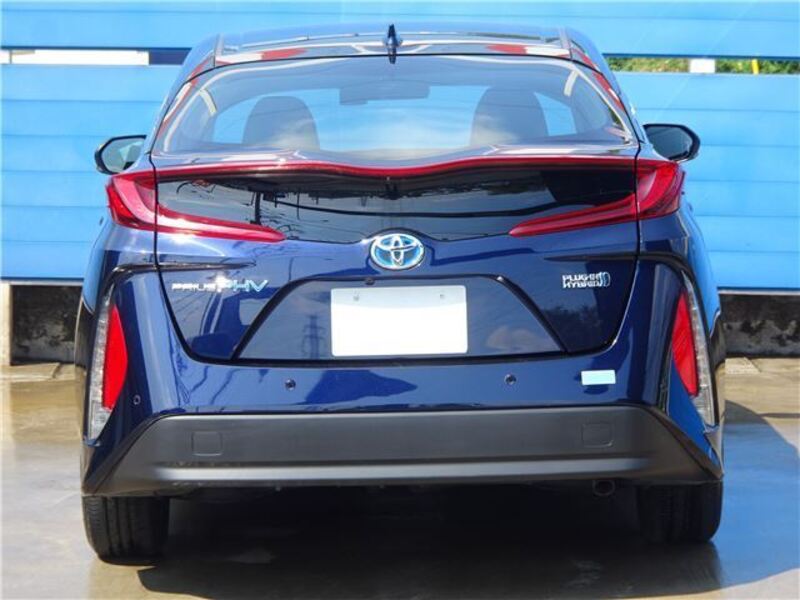 PRIUS PHV