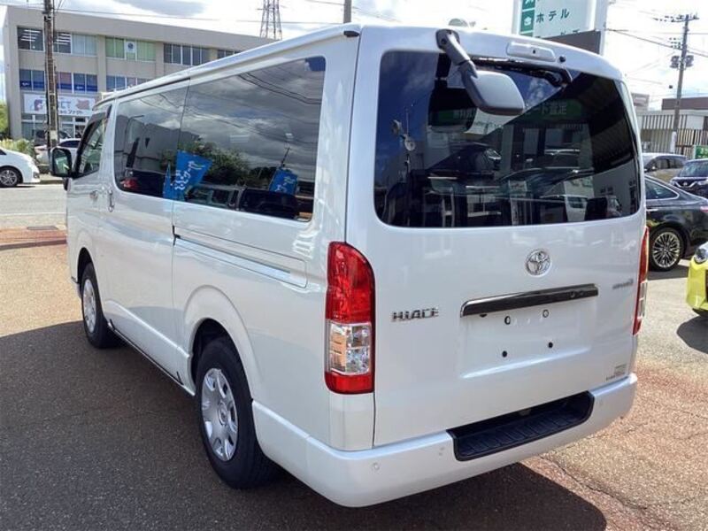 HIACE VAN