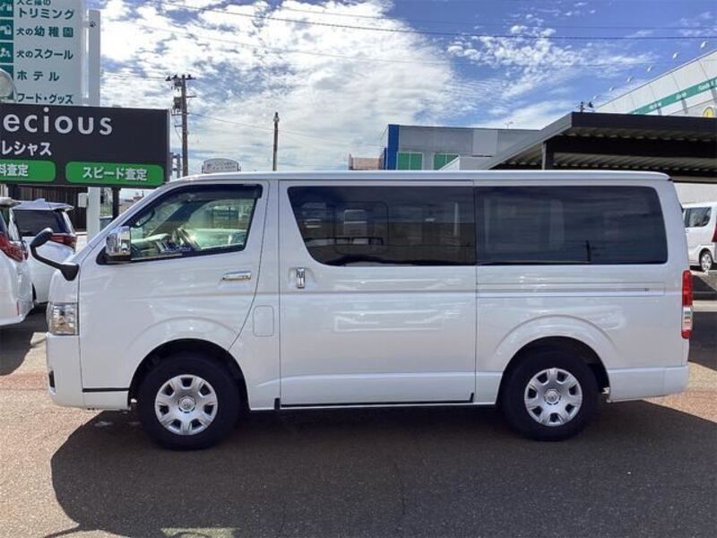 HIACE VAN