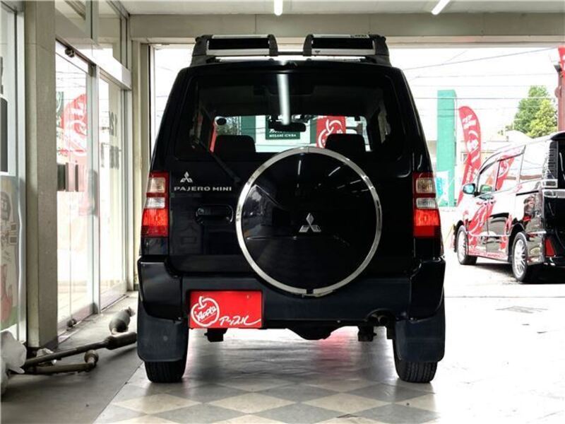 PAJERO MINI