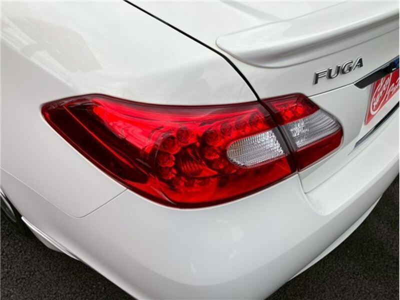 FUGA HYBRID