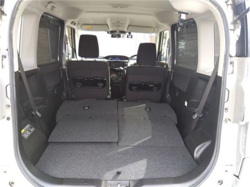 DELICA D2