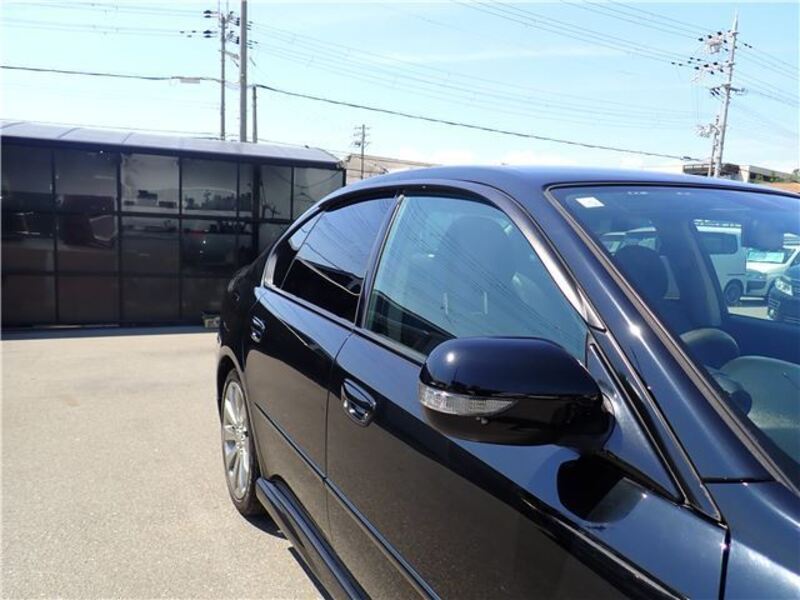 LEGACY B4