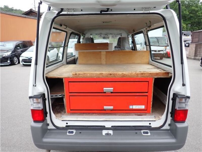BONGO VAN