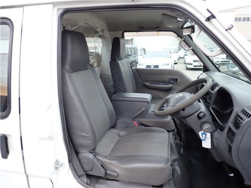 BONGO VAN