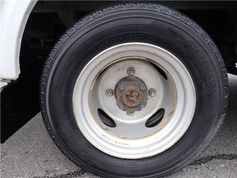 BONGO VAN