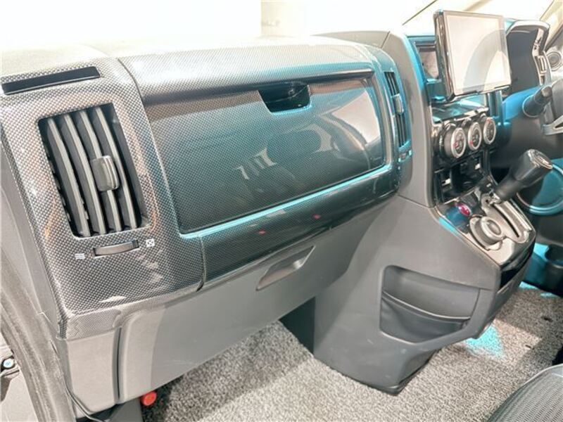 DELICA D5