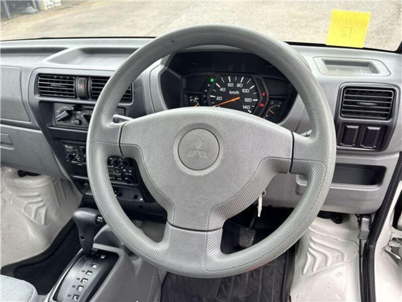 MINICAB VAN