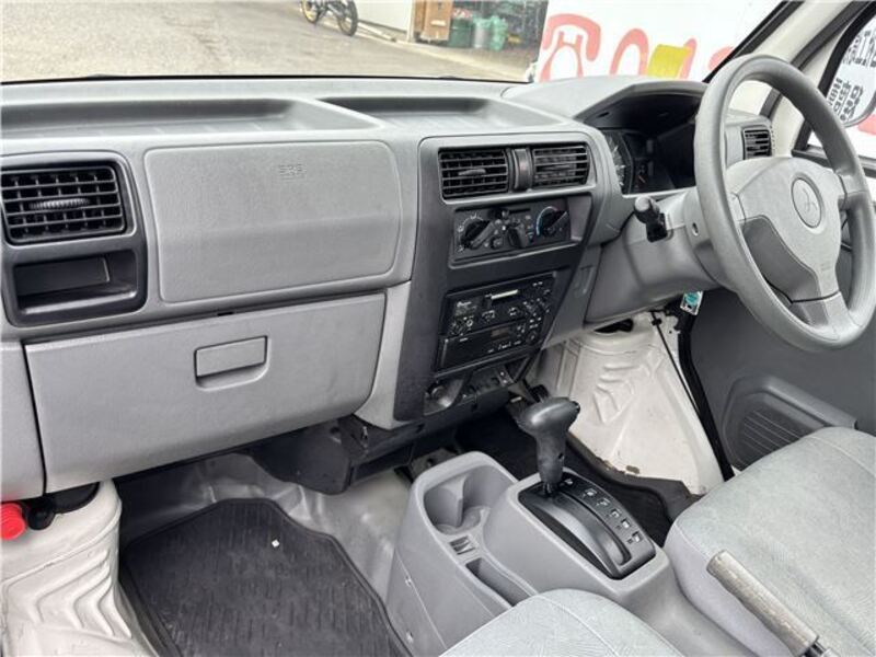 MINICAB VAN