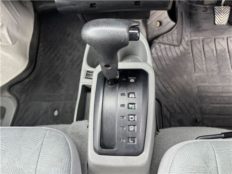 MINICAB VAN