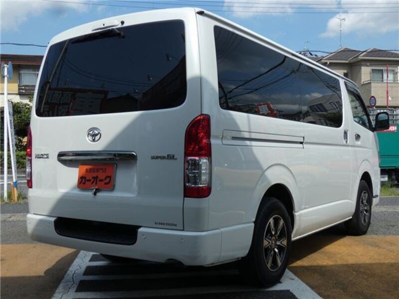 HIACE VAN