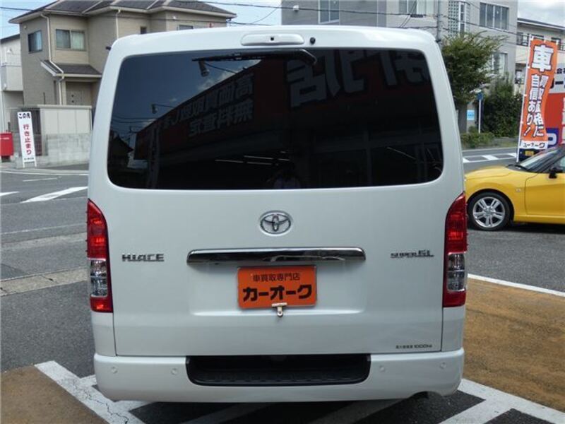 HIACE VAN