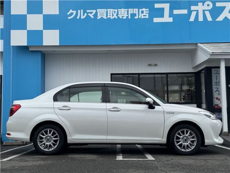 COROLLA AXIO
