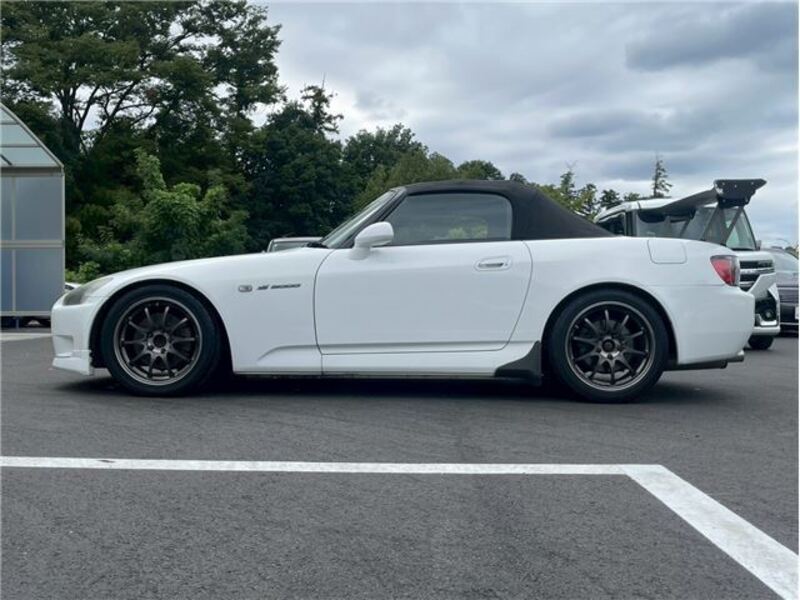 S2000