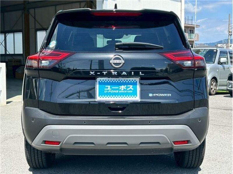 X-TRAIL