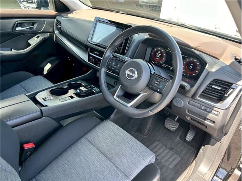 X-TRAIL