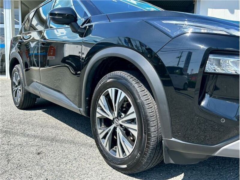 X-TRAIL