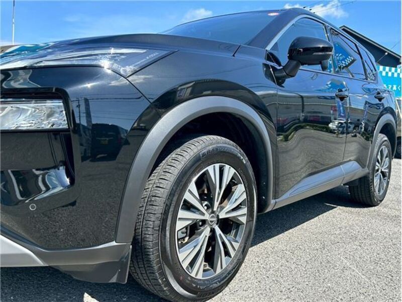 X-TRAIL