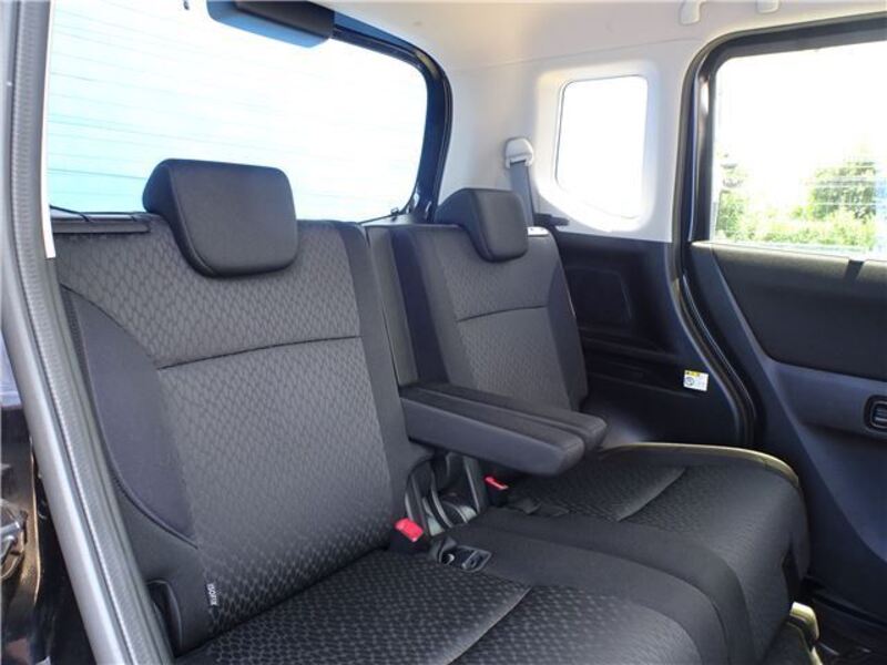 DELICA D2