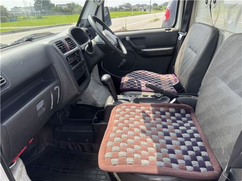 CARRY TRUCK