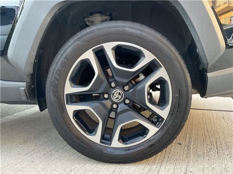 RAV4