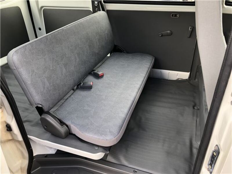 MINICAB VAN