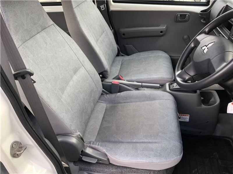 MINICAB VAN