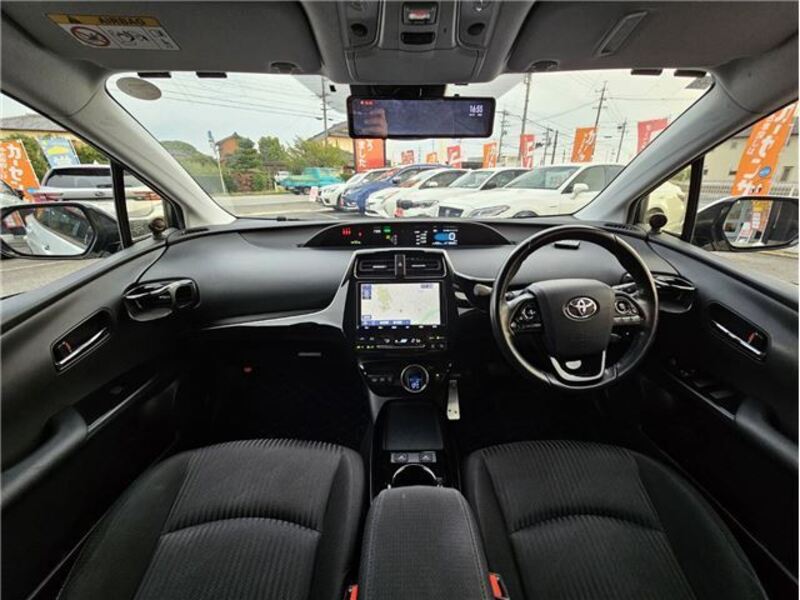 PRIUS PHV