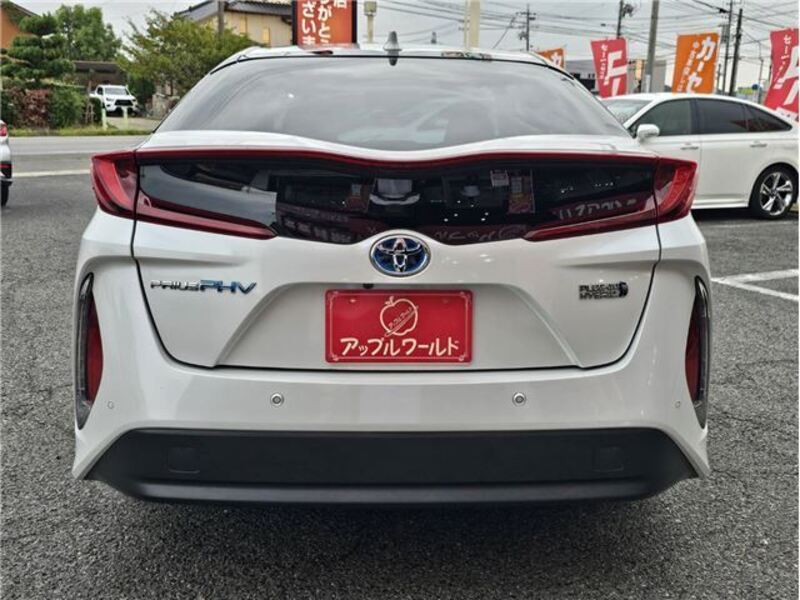 PRIUS PHV
